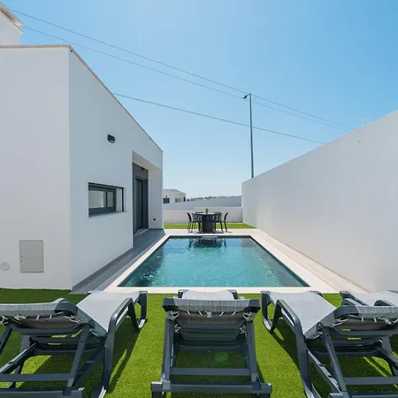 Dolce Vita Villa *